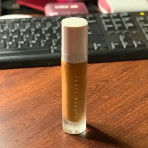 FENTY PRO FILT’R Foundation